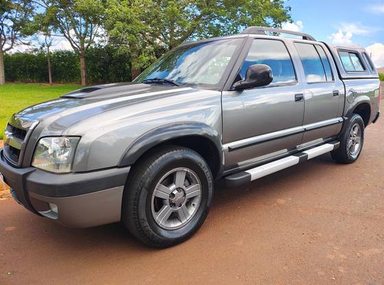 CHEVROLET S10 2.4 MPFI RODEIO 4X2 CD 8V FLEX 4P MANUAL CHEVROLET S10 2.4 MPFI RODEIO 4X2 CD 8V FLEX 4P MANUAL
